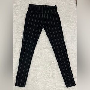 AGNES & DORA pinstripe leggings